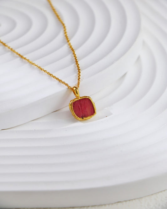 S925 Gold-Plated Red Stone Pendant Necklace