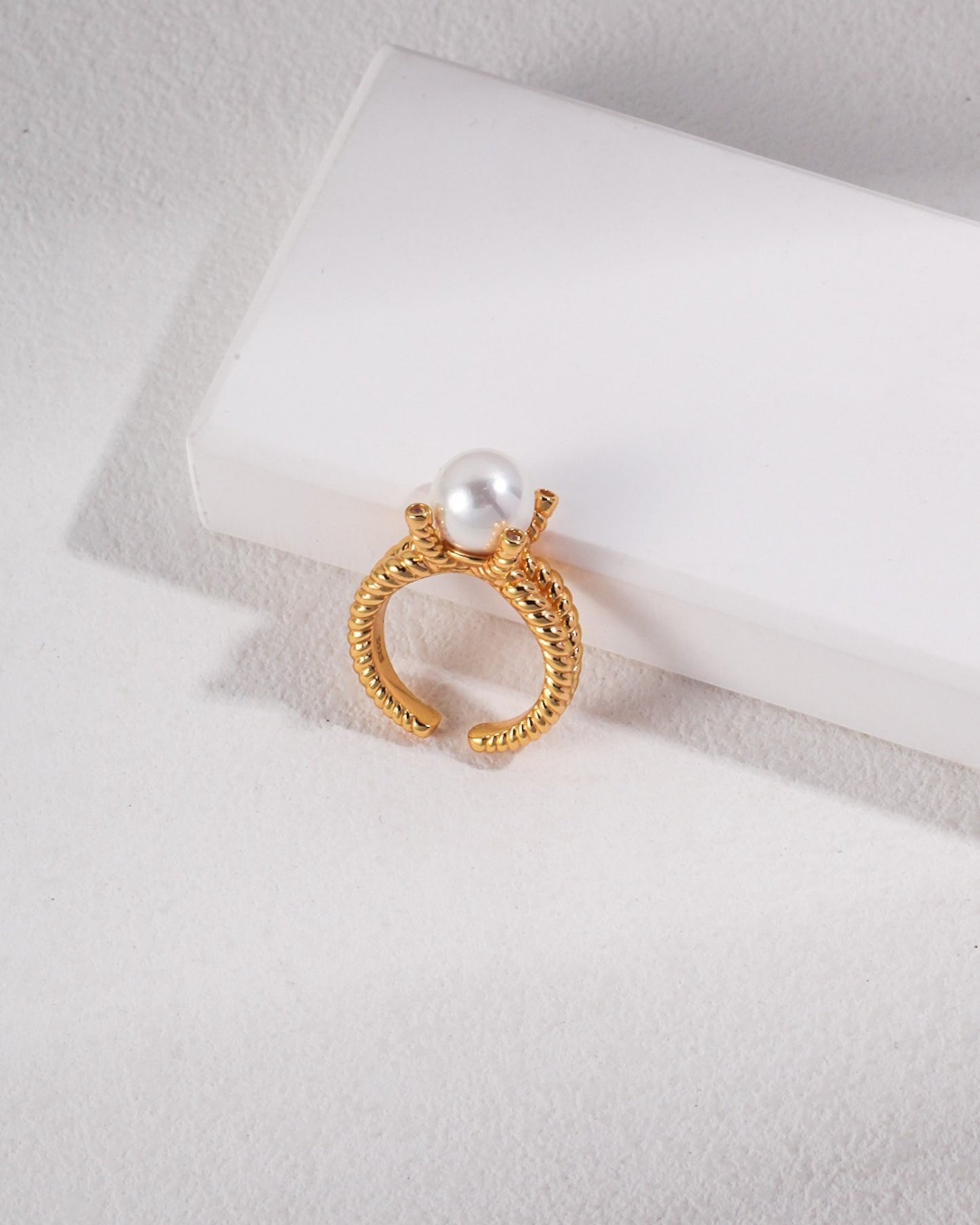 Elegant Pearl Open Ring